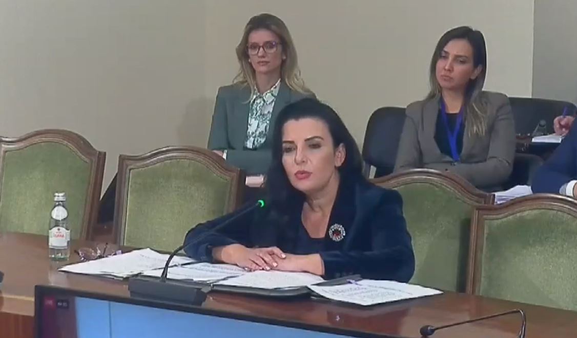 “Familjaritet i sëmurë, 3 inceneratorë me 1 pronar”, Balluku: Baza, kontrata. S’do merremi me metafora