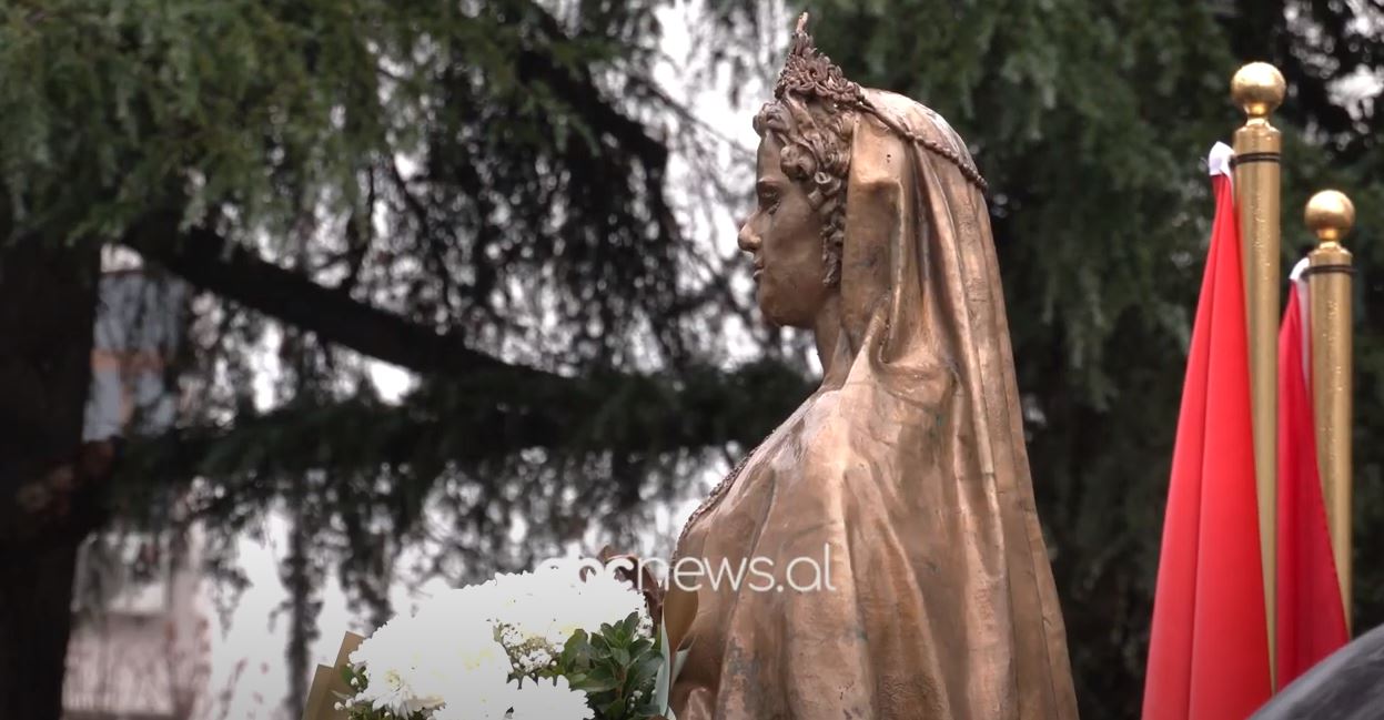 Mbretëresha Geraldinë gdhendet në bronz, shtatorja vendoset në bulevardin Zogu i Parë
