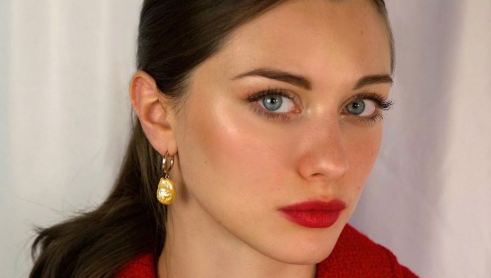 Me këtë teknikë grimi juaj do të zgjasë për orë të tëra