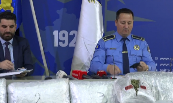 Dyshohet se vinte nga Shqipëria, kapet sasi e madhe droge në Kosovë, policia: Destinacion kishte BE