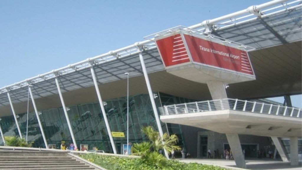 Aeroporti Ndërkombëtar i Tiranës përsëri më rritje rekord për muajin prill 2024