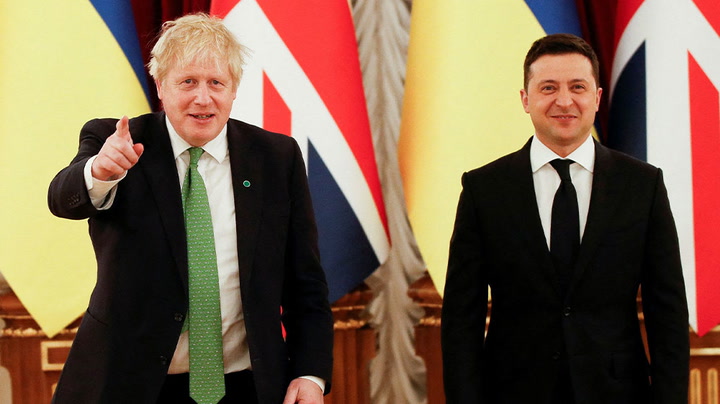 Telefonata urgjente, Boris Johnson – Zelenskyt : Perëndimi nuk do të qëndrojë duarkryq