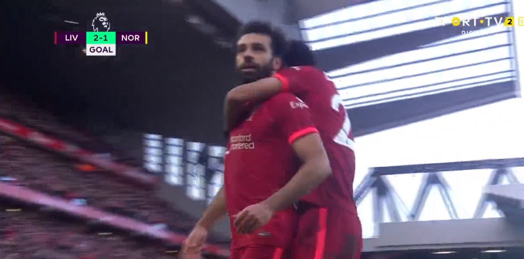 VIDEO/ Alisson nuk është normal, shikoni asistimin e tij për Salah dhe shënimin e golit nga ‘faraoni’