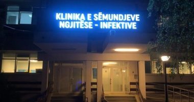 Dyshohet se janë përzier të dhënat për dy pacientë të vdekur, policia kontroll në Infektiv