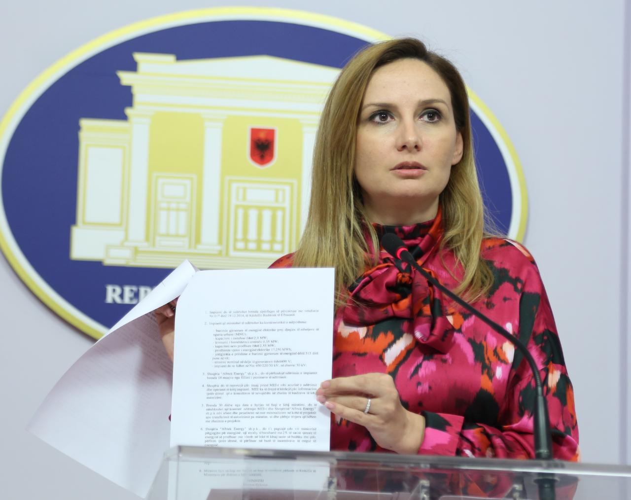 Tabaku: Gugallja dhe Zoto kanë përfituar pa garë edhe 25 vjet kontratën