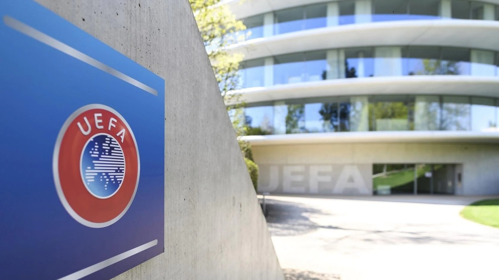 UEFA “godet” rëndë Rusinë, përjashtohet nga të gjitha garat për sezonin e ardhshëm