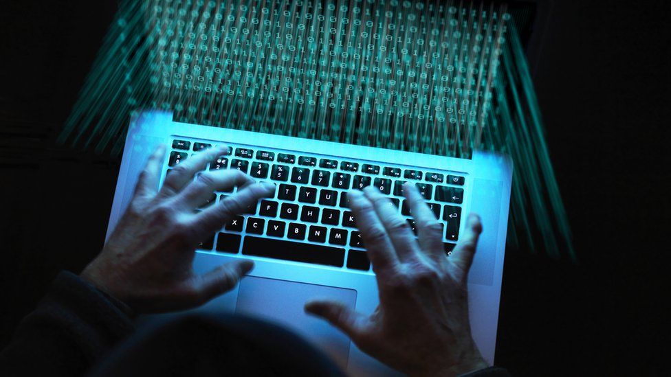 Rusia akuzon SHBA-në për sulm kibernetik