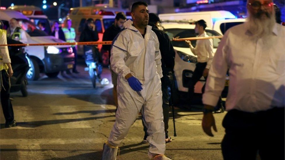 Sulm në Izrael, raportohet për 5 viktima