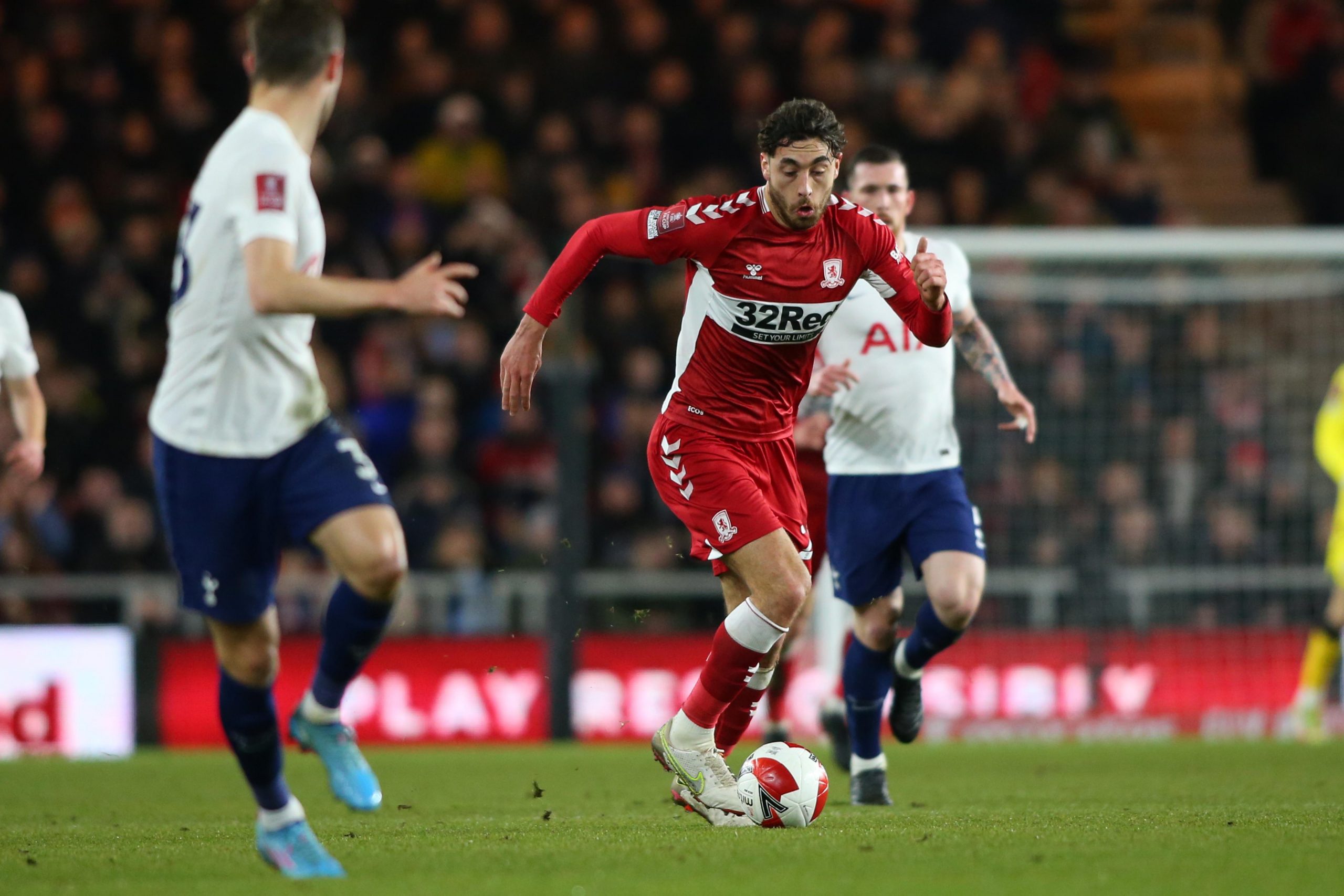 Middlesbrough makthi i të mëdhenjve, eliminon edhe Tottenham nga FA Cup