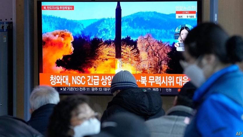 Pse Koreja e Veriut po lëshon sërish raketa balistike?