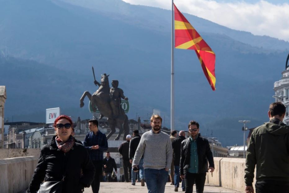Shqiptarët në Maqedoni të Veriut përbëjnë 29.52% të popullsisë, publikohen rezultatet e censusit