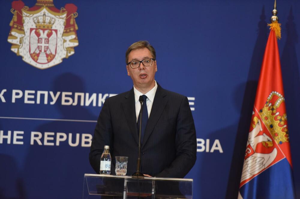 Qëndrimi pro Rusisë, Vuçiç: Presioni ndaj Serbisë është i madh, do ja dalim