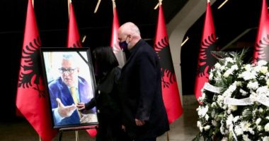 1 vit më parë ndërroi jetë Bashkim Fino, e kujton Rama: I paharruar gjithmonë