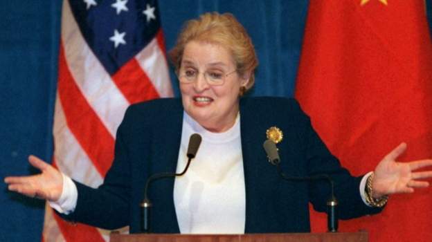 Në samitin e NATO-s,  liderët botërorë nderojnë Albright