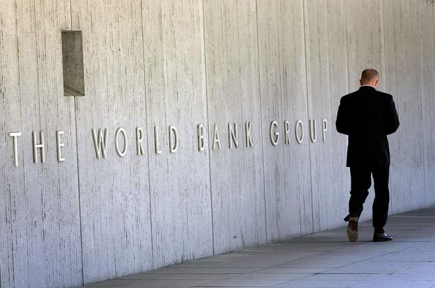 Banka Botërore përgatit 3 miliardë dollarë ndihmë për Ukrainën