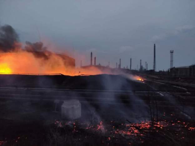 Forcat ruse shkatërrojnë depon e naftës në Luhansk