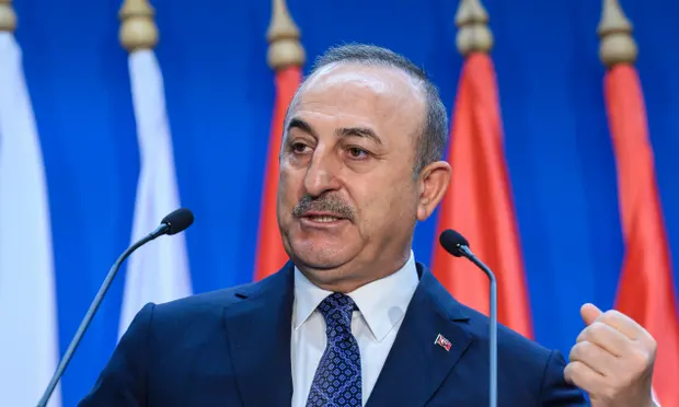 Disa turq mbeten në Ukrainë, Cavusoglu flet në telefon me Lavrovin për largimin e tyre