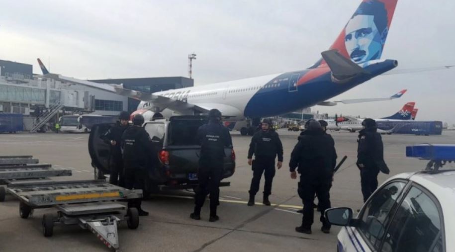 Alarm për bombë në avionin që do të nisej nga Serbia për në Rusi