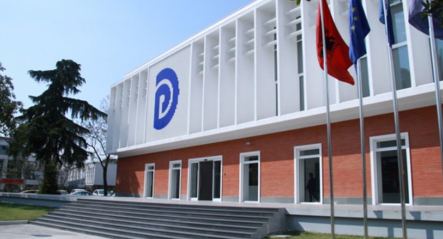 Former MEP  meeting with Democratic Party