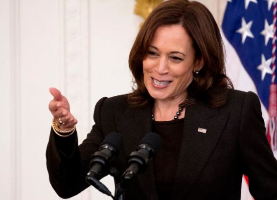 Kamala Harris: Sytë e gjithë botës janë drejtuar nga qytetarët e Ukrainës