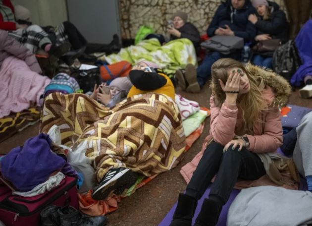 Habit zyrtari i OBSH-së: Lufta në Ukrainë e bën më të lehtë përhapjen e Covid 19