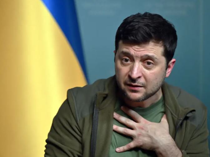 Zelensky: Kompanitë franceze të makinave të largohen nga Rusia