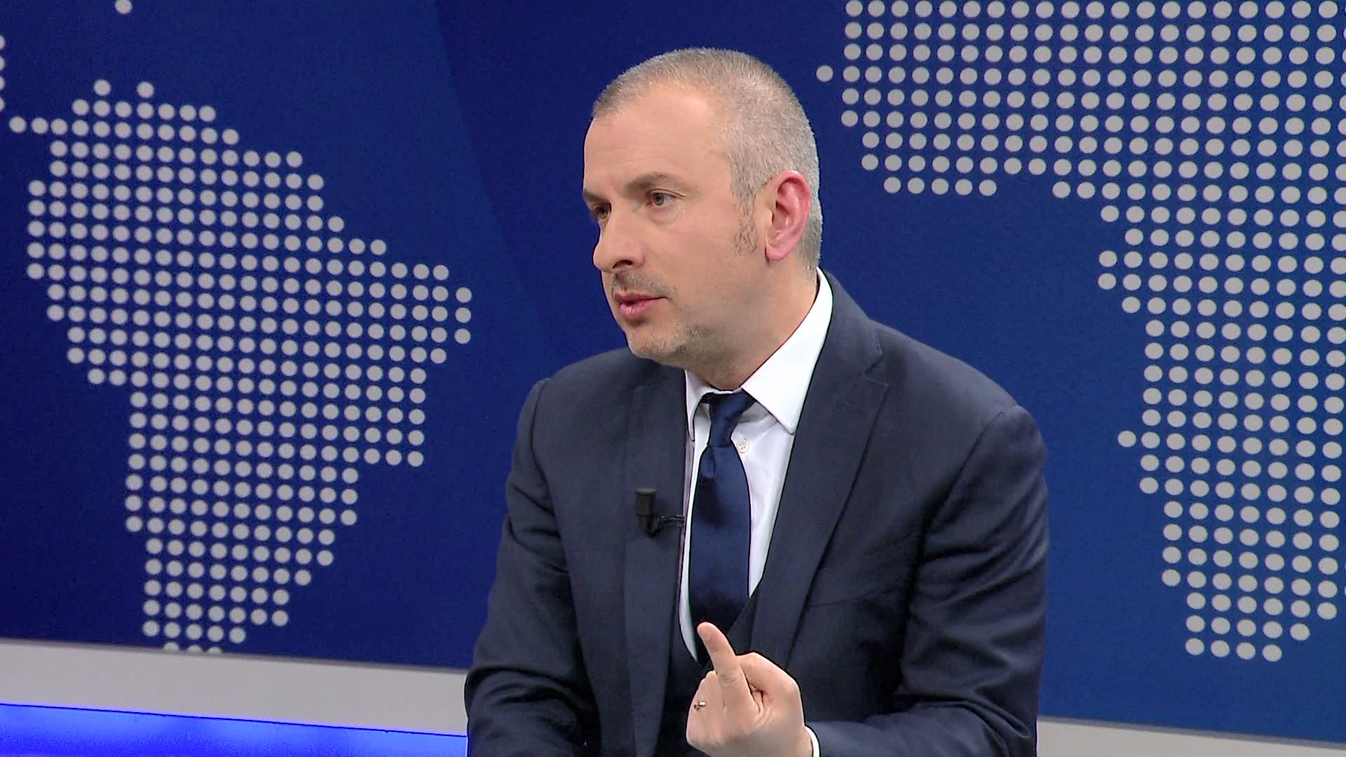 Ervin Bushati shkarkohet nga posti i Drejtorit të Postës Shqiptare