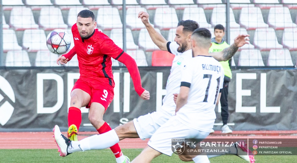 Në “Elbasan Arena” ndodh gjithçka, 4 gola, por s’ka fitues mes Partizanit dhe Egnatias