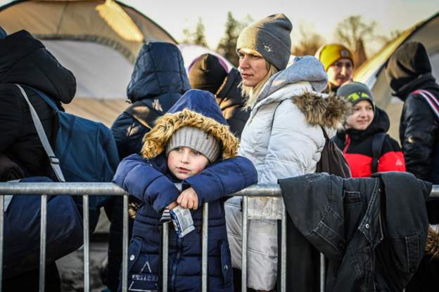 Lufta, rreth 1.6 milion ukrainas kanë mbërritur në Poloni