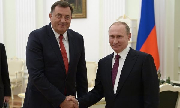 Dodik i shërben Putinit me besnikëri, reagojnë boshnjakët dhe kroatët