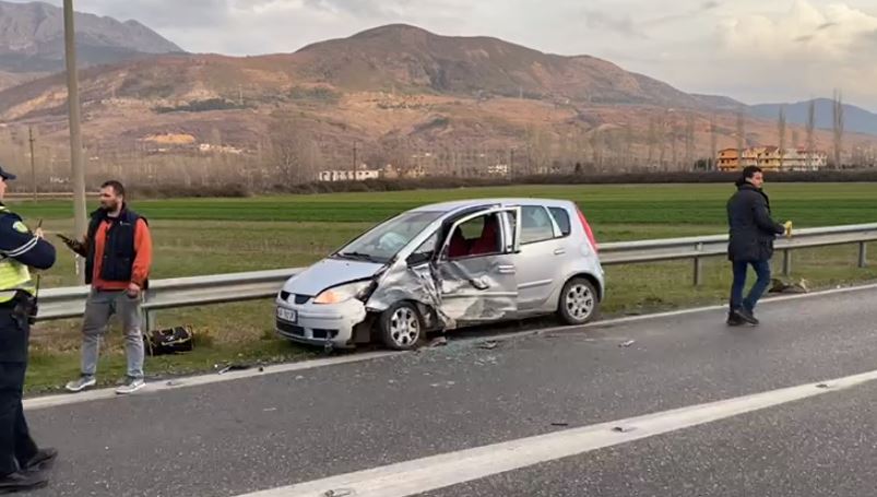 Aksident në superstradën Lezhë-Shkodër, lëndohen dy persona