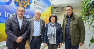 Qarku dhe Prefektura e Tiranës dhurojnë ndihma për Ukrainën