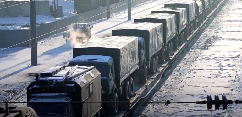 Transportonin ushtrinë ruse drejt Ukrainës, ndërpritet linja hekurudhore me Bjellorusinë