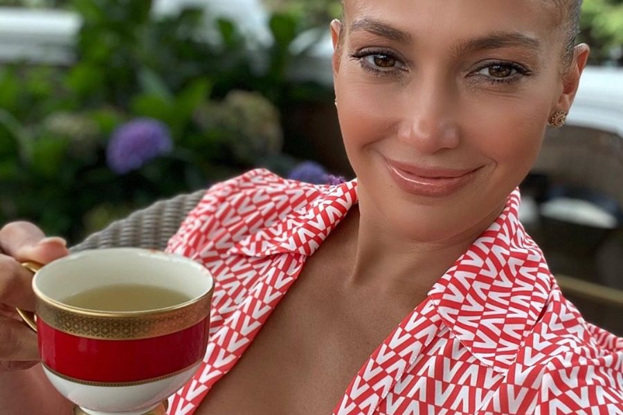 Arsyeja pse Jennifer Lopez shmang pirjen e kafesë