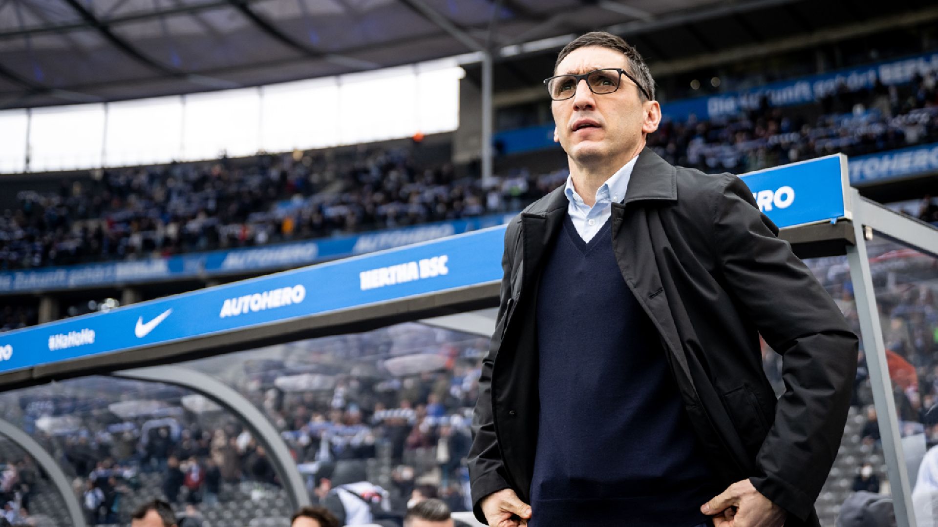 5 humbje radhazi, klubi i Bundesliga shkarkon direkt trajnerin