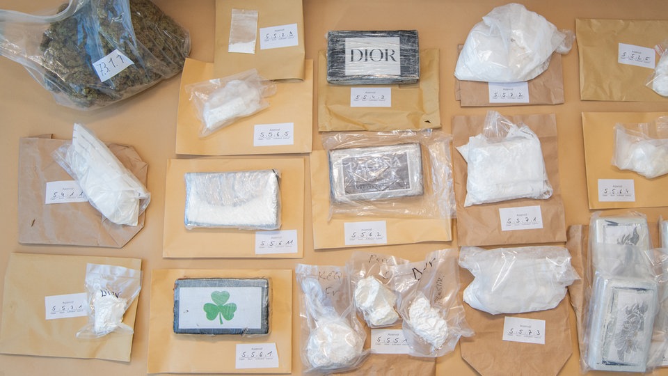 Shkatërrohet banda shqiptare e trafikut të drogës në Gjermani, sekuestrohen 12 kg kokainë