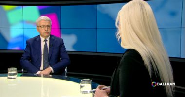 “Ushtria e Putin po sillet si në mesjetë”, Lleshaj: Nuk ka mercenarë shqiptarë në luftë