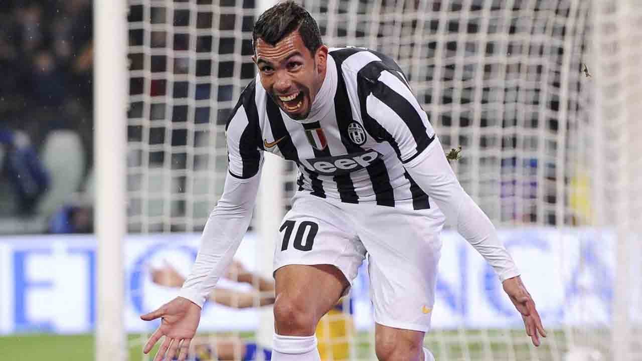 FOTO/ Tevez nuk harron dashurinë e vjetër, rikthehet në Itali