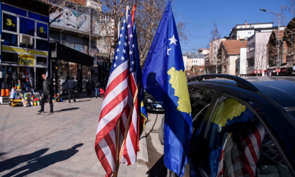 Kongresmeni amerikan: S’kemi aleat më të madh se Kosova në Evropën Juglindore, të pranohet në NATO