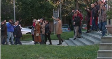 Anëtarët e degës numër 8 në selinë blu: Të zhvillohen zgjedhje të reja në PD. Kryetari: Askush s’po shkëlqen