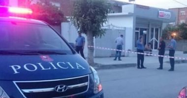 Sherr me sende të forta pranë rrethrrotullimit të Saukut, 2 persona në spital