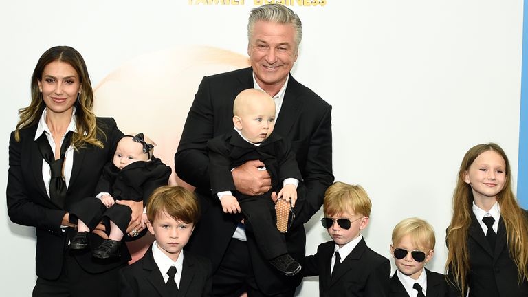 Pas vrasjes në xhirime, Alec Baldwin do bëhet baba për herë të shtatë