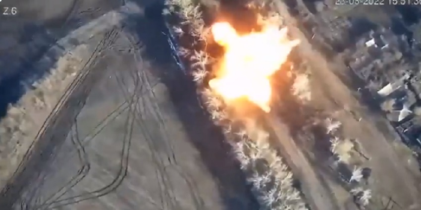VIDEO/ Një shkrepje dhe gjithçka u përfshi nga zjarri në sekond