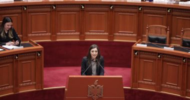 Ish-deputetja shqiptare shtatzënë për herë të parë, zbulon gjininë e fëmijës për 8 Mars