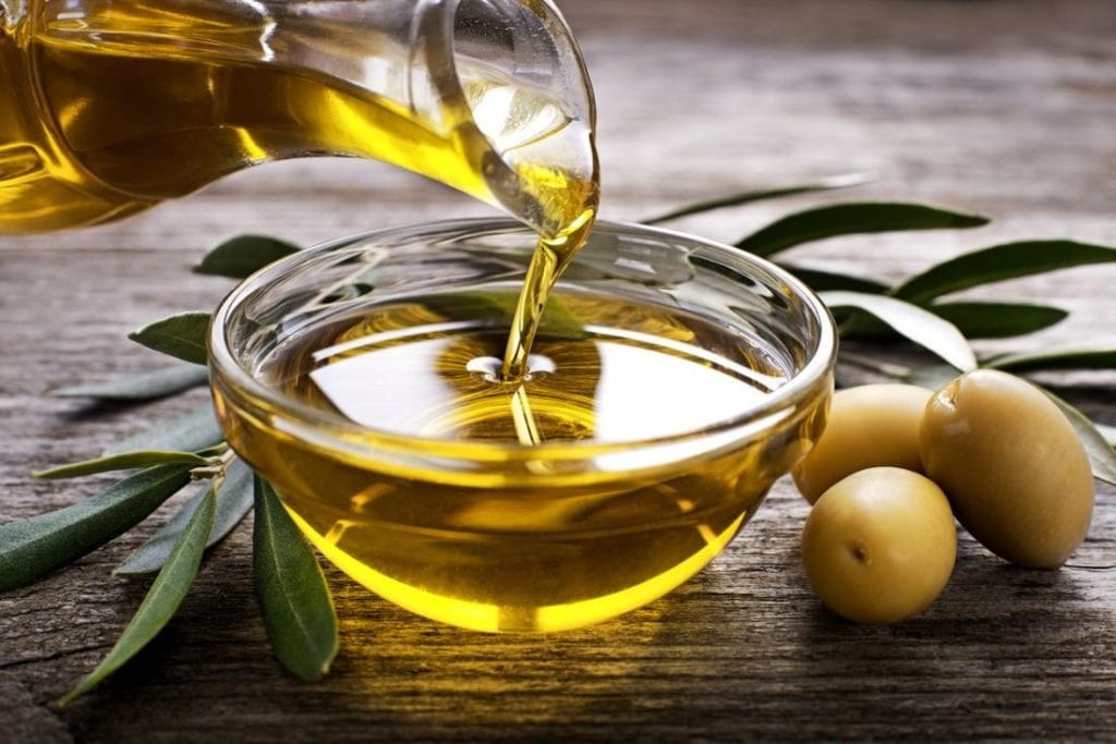 8 përdorime të panjohura të vajit të ullirit në jetën e përditshme