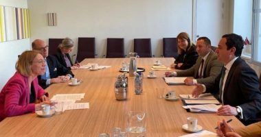 Kurti nis takimet në Oslo, çfarë po u kërkon norvegjezëve?