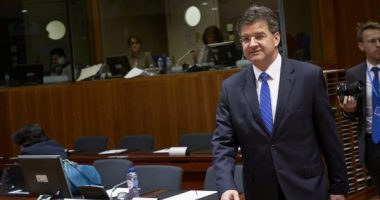 Dialogu Kosovë-Serbi, presidenti slloven dëshiron të zëvendësojë Lajçak