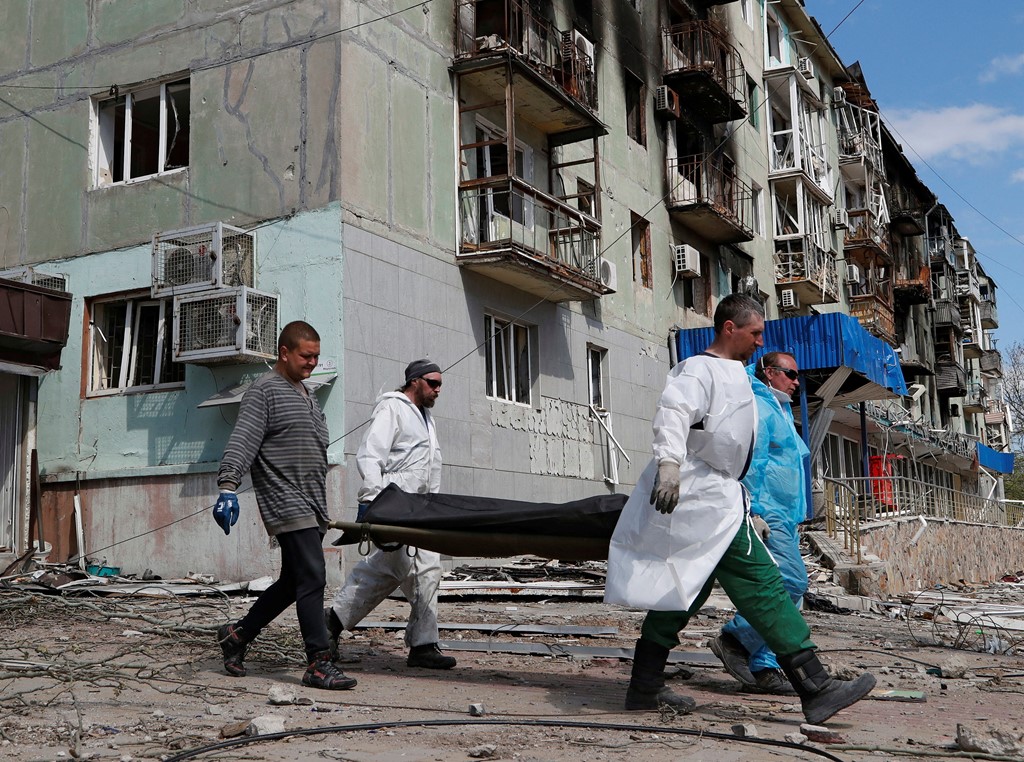 FOTO/Bota ka parë shkatërrimin e Mariupol nga bombardimet ruse