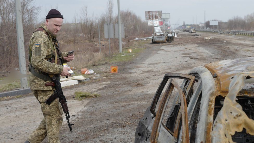 Franca hap hetimet për krime lufte kundër shtetasve të saj në Ukrainë