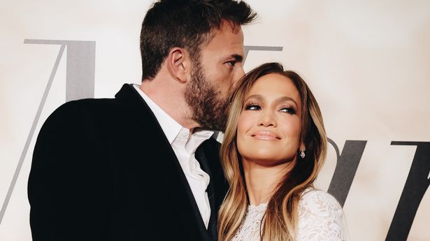 Jennifer Lopez dhe Ben Affleck fejohen sërish pas afro dy dekadash